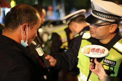 吃瓜群众调研新闻视频,揭秘吃瓜群众视角下的新闻视频现象