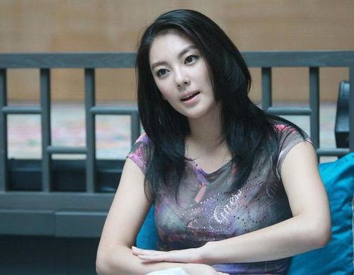 张雨绮吃瓜后采访视频,揭秘娱乐圈幕后真相 第2张 张雨绮吃瓜后采访视频,揭秘娱乐圈幕后真相 第2张