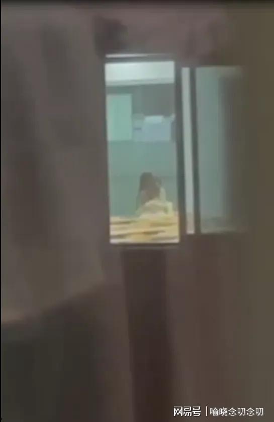 内蒙吃瓜女孩是谁啊视频,内蒙吃瓜女孩视频走红背后的故事  第2张