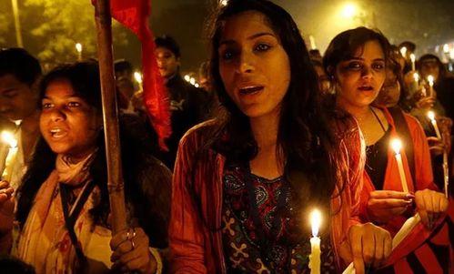 印度女孩吃瓜视频播放,视频播放量惊人揭秘  第2张