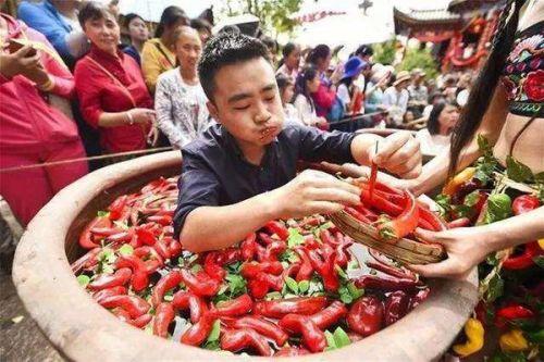 四川结婚吃瓜最新视频,趣味横生的婚礼瞬间大盘点 第3张 四川结婚吃瓜最新视频,趣味横生的婚礼瞬间大盘点 第3张