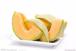 出租屋吃哈密瓜视频,出租屋里的甜蜜时光