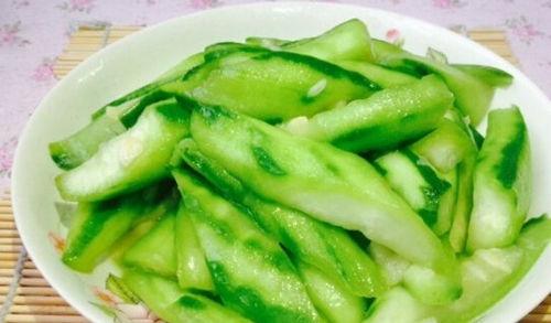 绿皮小瓜怎么吃最好吃视频,视频教你如何烹饪最佳口感  第2张